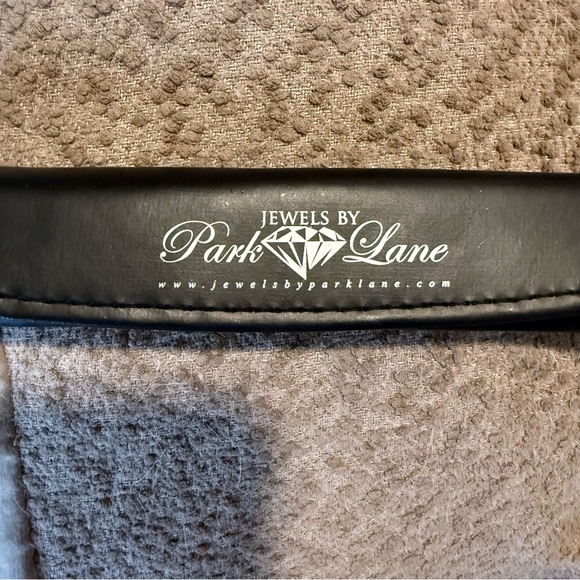Park Lane Bracelet - Picture 4 of 4